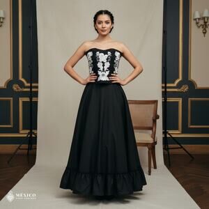 Traditional Mexican Embroidered Corset & Black Skirt Set – Handmade Floral Dress